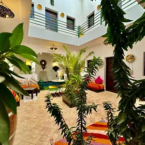 Iklil Riad